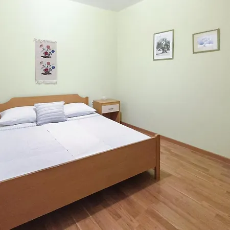 Gorgeous In Novigrad With Kitchen * Novigrad Istria