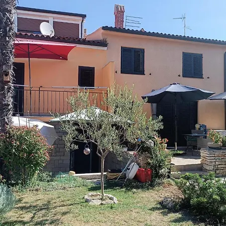 Gorgeous In Novigrad With Kitchen * Novigrad Istria